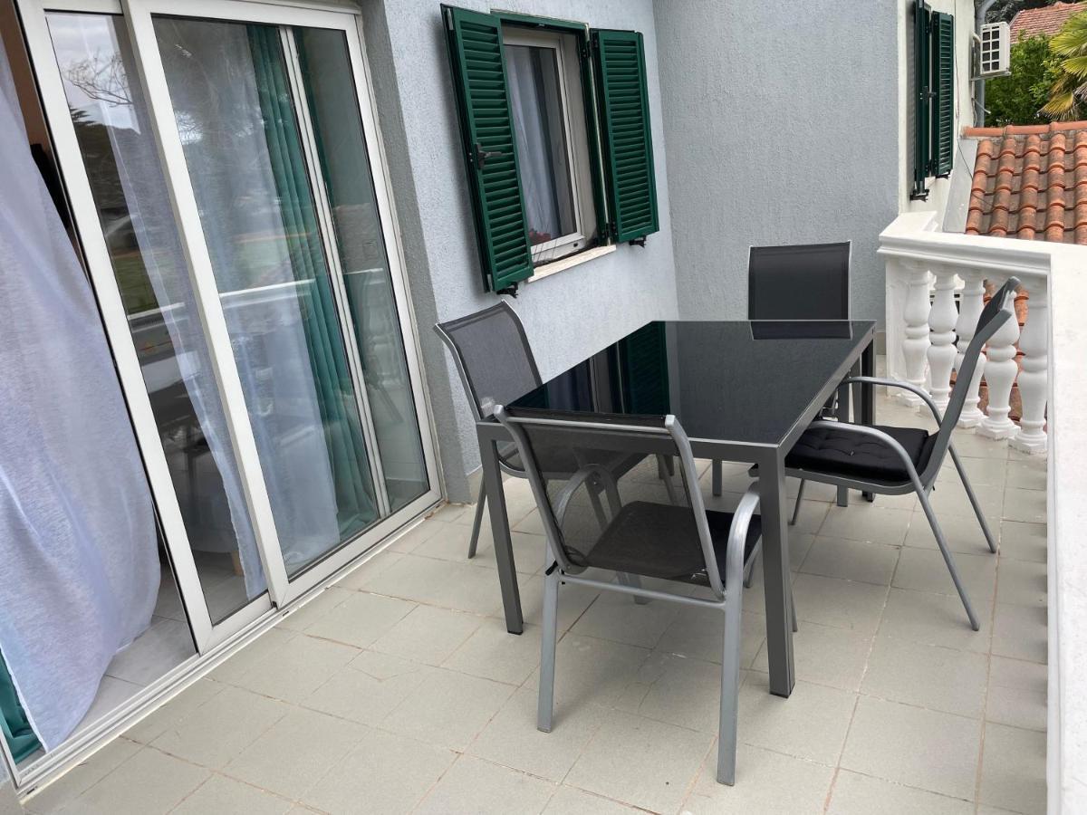 Haus Enna Apartment 4 Top Lage Meerblick 1 OG Medulin Exterior foto