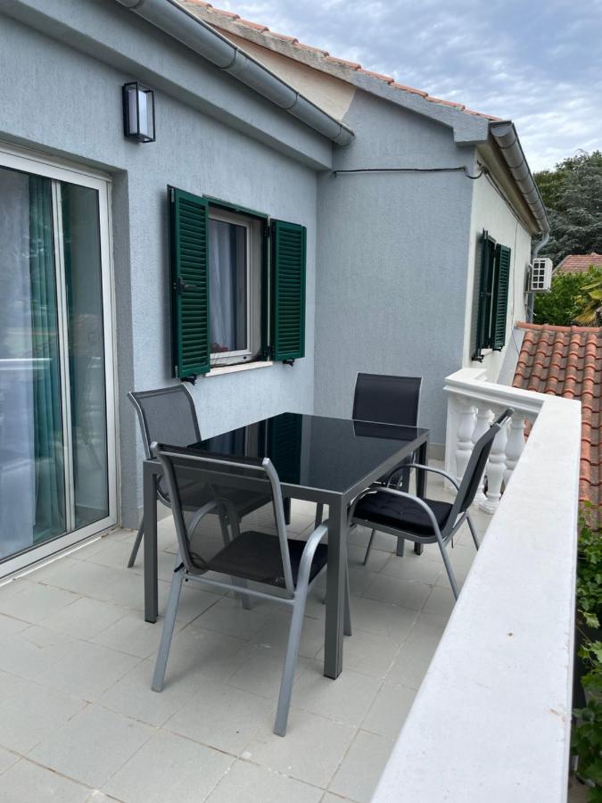 Haus Enna Apartment 4 Top Lage Meerblick 1 OG Medulin Exterior foto